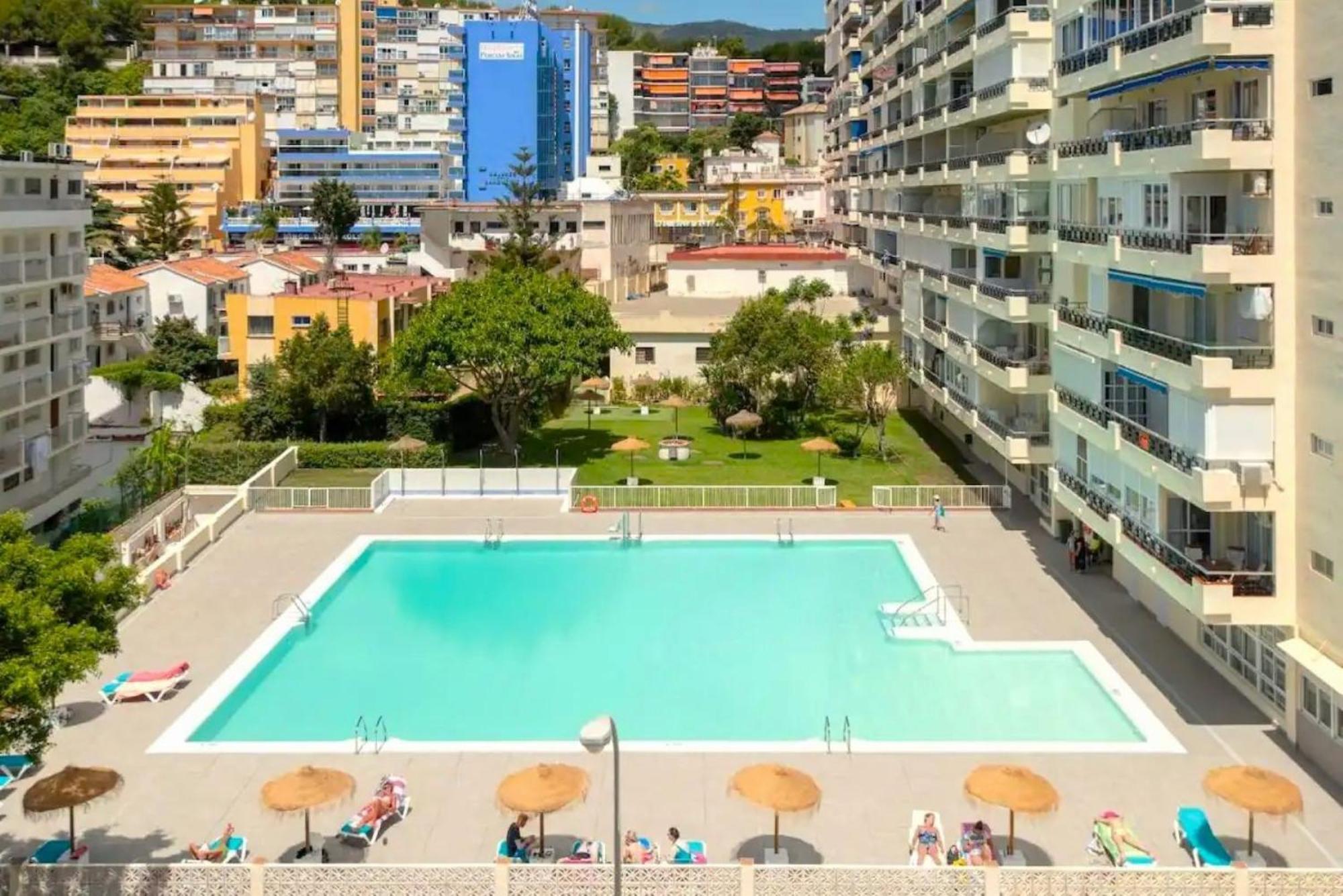 Crystalline View'S Of Carihuela - 3 Bedrooms Penthouse Торемолинос Екстериор снимка